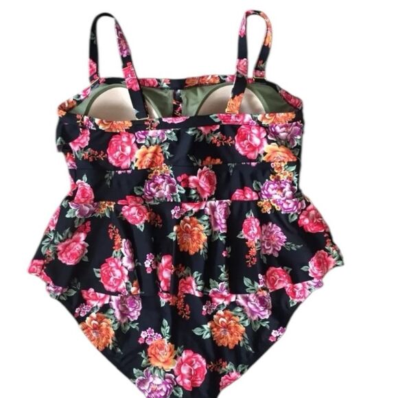 Terra & Sky Women's Plus 2X(20W-22W) One Piece Swimsuit Tummy Control - Picture 2 of 3